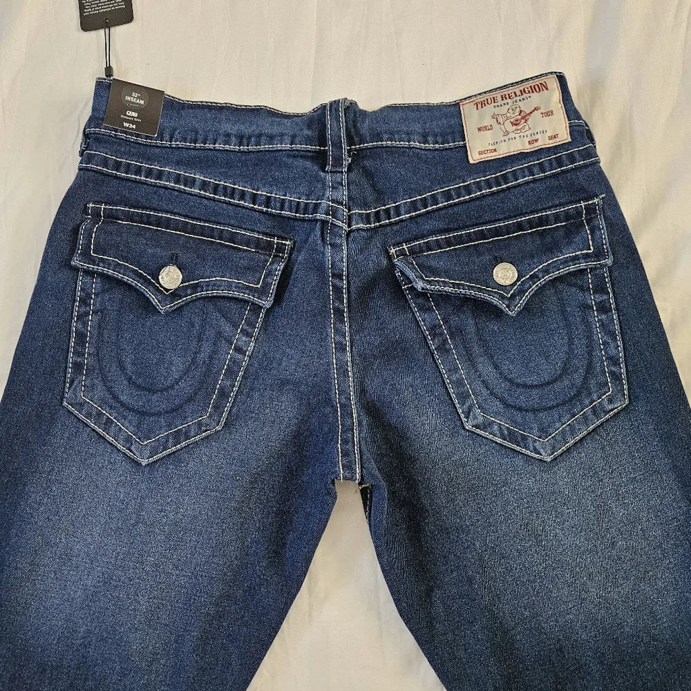 True Religion Geno Relaxed Slim Blue Jeans Big T Flap Slim Medium Lagoon Size 34 - Picture 6 of 7